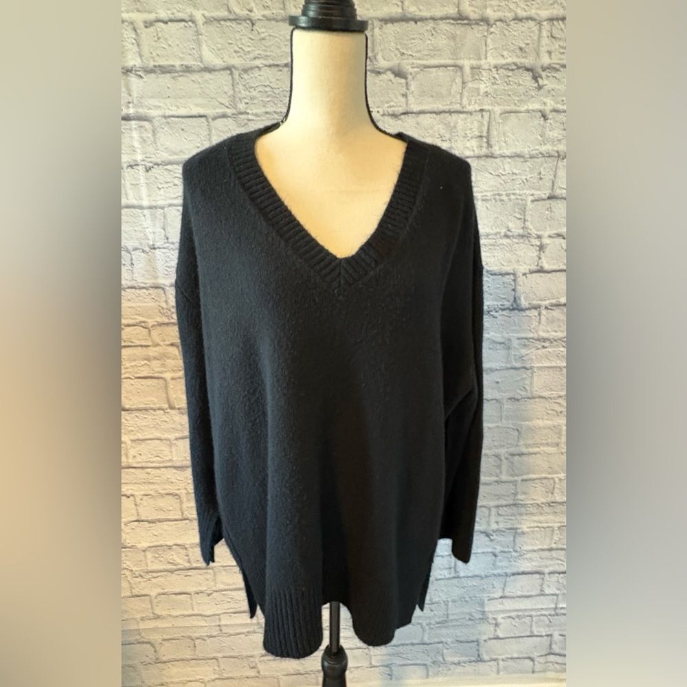Vince Camuto Black Knit Sweater